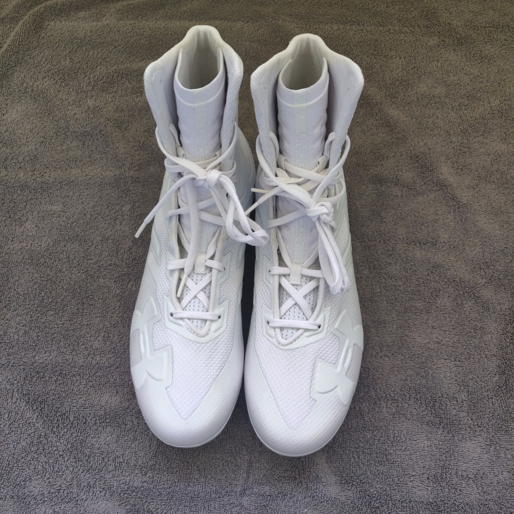Under Armour Highlights MC Football Cleats NWOT